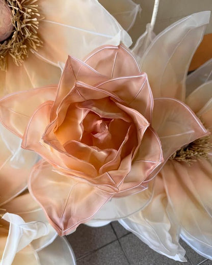 Giant Handmade Lotus (7 Flowers)